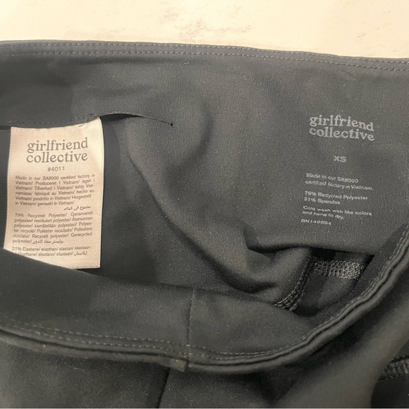 Girlfriend Collective Black Bike Shorts - Picture 4 of 4